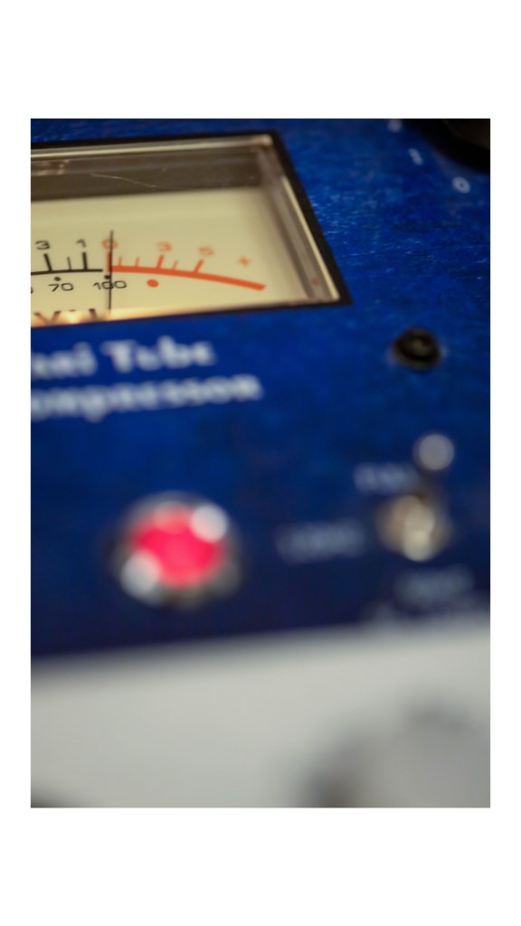 photo studio Bellecote, table de mixage, mastering, enregistrement musique